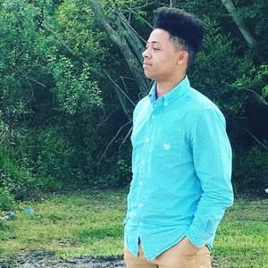 Meet your Posher, Chris